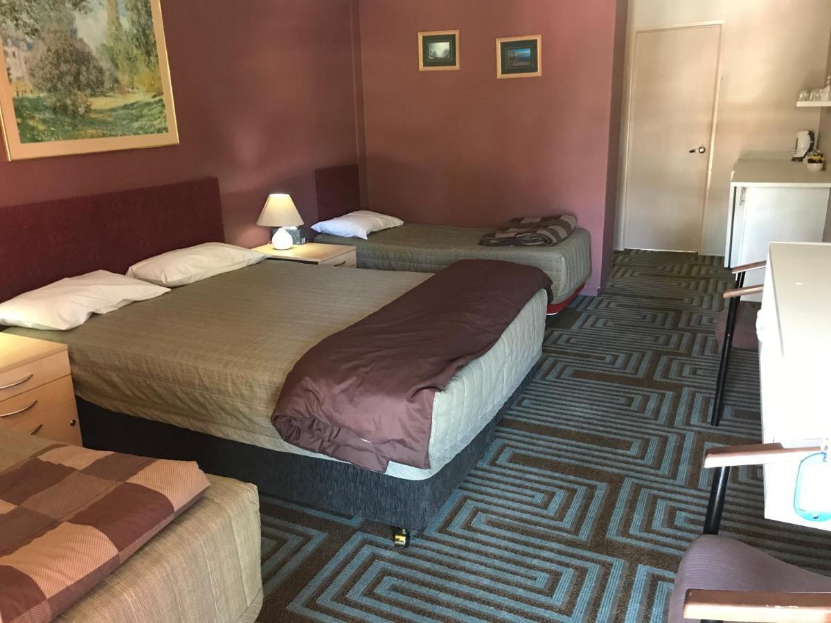 卡顿汽车旅馆 贝瑞黛尔 外观 照片